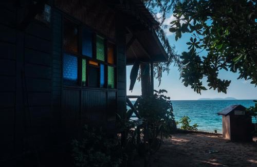 Tekek Hotel | Swiss Cottage Tioman