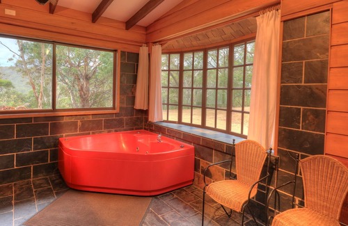 Crackenback Ski Chalet | Swiss Style Chalet 2 - 2 Bedroom with loft