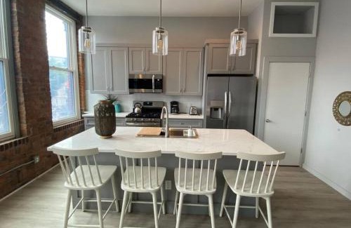 Over-the-Rhine Apartment | SWIZZLE Explore OTR and Downtown from Rhinegeist