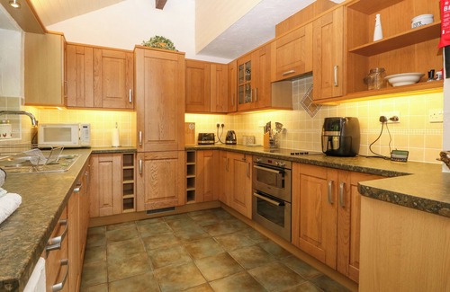 Llanrhychwyn Cottage | SWN Y COED, pet friendly, character holiday cottage in Llanrwst