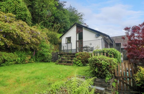 Llanrhychwyn Cottage | SWN Y COED, pet friendly, character holiday cottage in Llanrwst