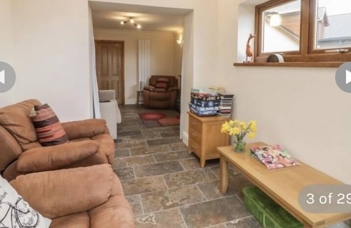 Aberdare House | Swn y Gwynt Holiday Annexe
