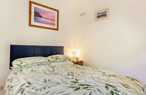 Bwlchtocyn Ski Chalet | Swn Y Mor Cabin in the beautiful Pwllheli