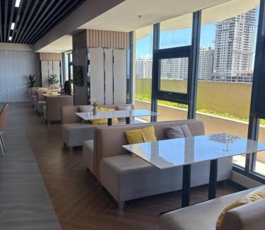 Paranaque Apartment | Sy bay