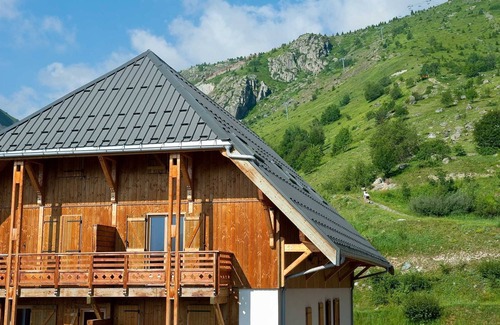 Saint-Sorlin-d'Arves Condo | Sybelles Ski Area | Sleeps 6 | Ski-in Paradise