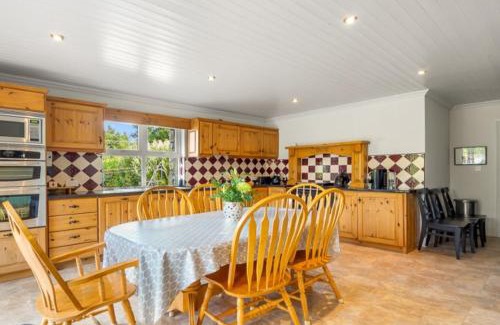 Clifden House | Sycamore Cottage