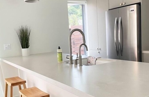 Thousand Oaks House | Sycamore Haven - Brand New Construction, Zen Birdsong Retreat