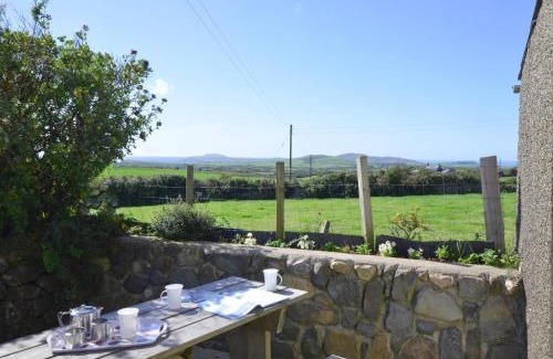 Garn Fadryn House | Sychnant