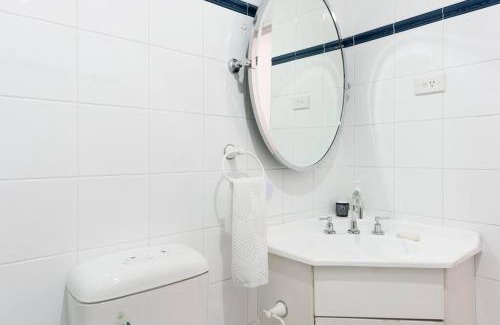 Cammeray Apartment | Sydney -Cammeray apartment