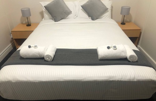 Hamilton Hotel | Sydney Junction Hotel