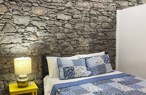 Praia Bed & Breakfast | SYD’S CITY CENTER Bed and Breakfast