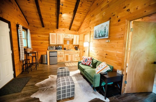 Helen Cabin | Sylvan Valley Lodge & Cellars