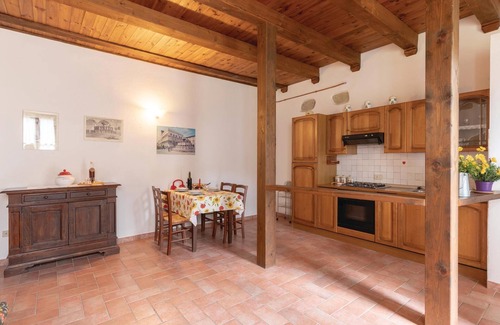 Umbertide Apartment | Sympathetic vacation apartment located 5 km from Mercatale in the hills between Umbria and Tuscany.