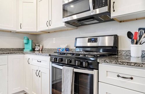 Old Orchard Beach Apartment | Symphonic Serenity: 2BR Rhythmic Retreat