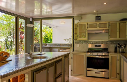 Ballena Villa | Synergy Retreat Center: Luxurious, with pool, river and expansive 360° Yoga Deck