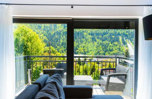 Meszna Apartment | Szczyrkowskie SKI & FUN 17 - z widokiem na góry - Sauna i Jacuzzi