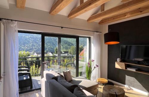 Meszna Apartment | Szczyrkowskie SKI & FUN 17 - z widokiem na góry - Sauna i Jacuzzi