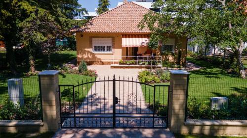 Balatonszemes House | Szemes Villa