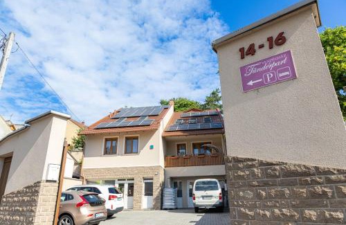 Eger House | Tündérpart Vendégház