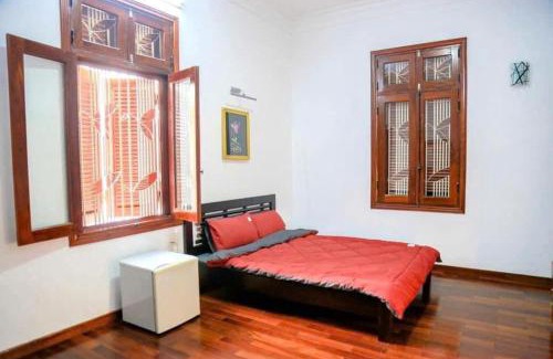 Hue House | Tĩnh