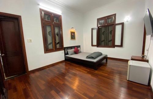 Hue House | Tĩnh
