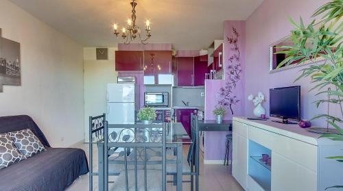 Banyuls-sur-Mer Apartment | T 2 tout confort avec terrasse vue mer et montagne.