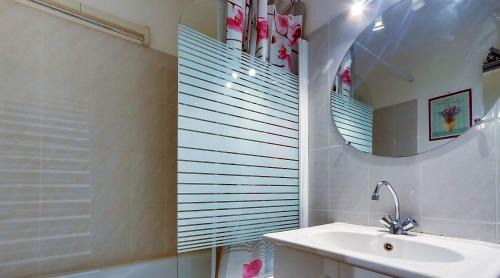 Banyuls-sur-Mer Apartment | T 2 tout confort avec terrasse vue mer et montagne.