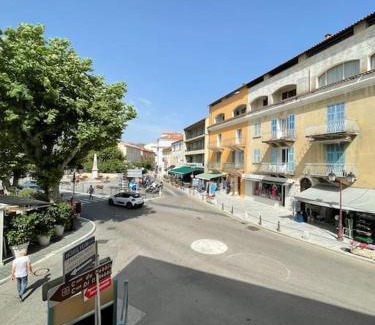 Saint-Florent Apartment | t 3 place du village a 100 m du port de plaisance