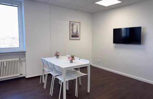 Solingen Apartment | T&K Apartments - 2 - 5 Room Apartments - Heart of Solingen-Hofgarten