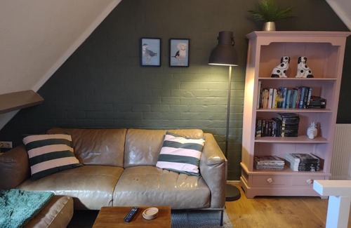 Koudekerke Apartment | 't KISTJE Bed by the Sea