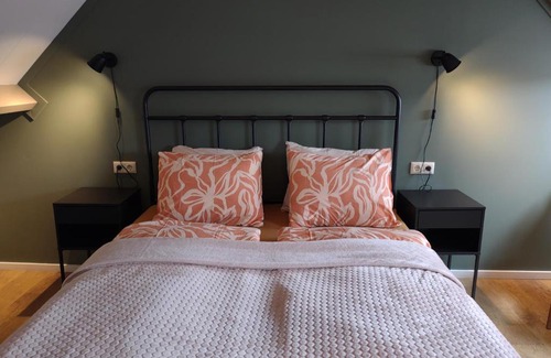 Koudekerke Apartment | 't KISTJE Bed by the Sea