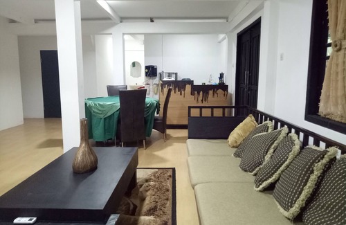 Sukarami Villa | T-Rooms Homestay Bandara