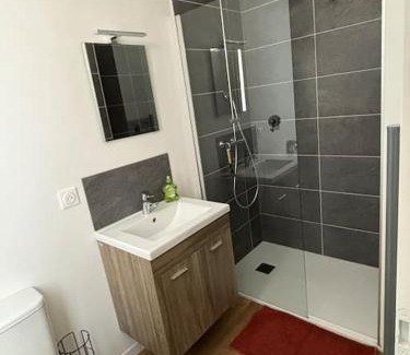 Cany-Barville Apartment | T1 bis chaleureux, en plein centre-ville de Cany