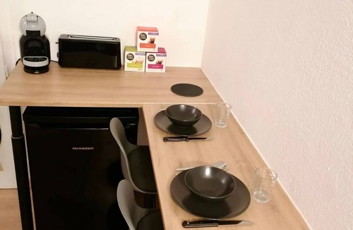 Le Puyricard Apartment | T1 Bis de Charme à Cuges-les-pins à 2 Minutes de OK Coral,à 20 Minutes de la mer