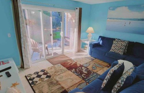 Saint Simons Island House | T11 Downstairs King Bed Ocean Walk Resort close to tennis courts and back pool