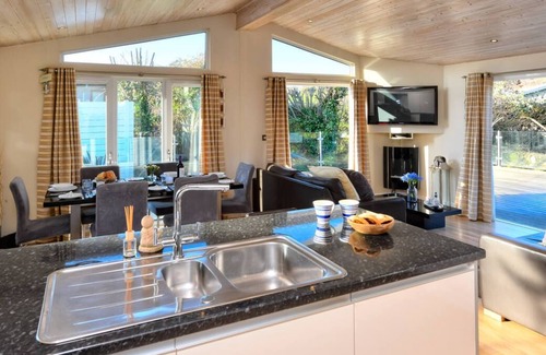 Mynytho Ski Chalet | T16 The Warren in the beautiful Pwllheli