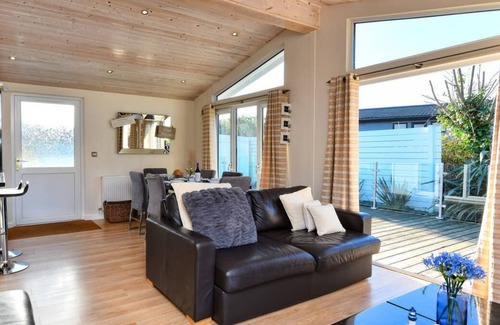 Mynytho Ski Chalet | T16 The Warren in the beautiful Pwllheli