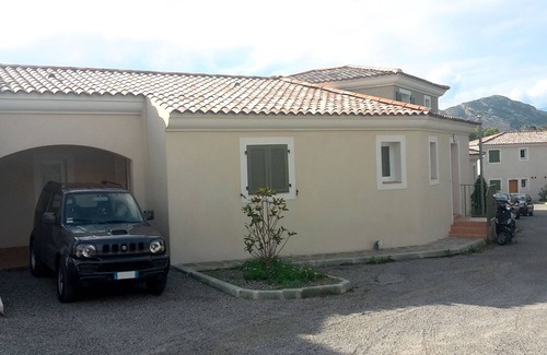 Patrimonio House | T2 apartment with private garden at 2.5 k from Saint Florent