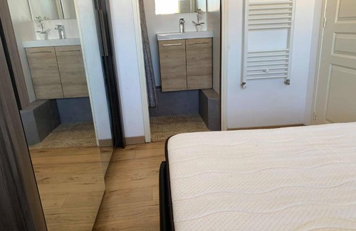 Plaine de la Brague Apartment | T2 - Au Calme - Vue mer - 3 min à pied de la plage