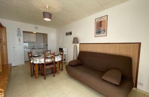 Saint-Gilles-Croix-de-Vie Apartment | T2 avec Garage à 50m de la Plage, Saint-Gilles-Croix-de-Vie - FR-1-224-300