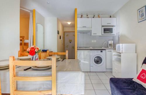 Luz-Saint-Sauveur Apartment | T2 cabine 6 pers à Luz, calme, parking, animaux OK - FR-1-402-13