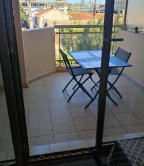 Golfe Juan Apartment | T2 coquet proche plages, port et centre ville