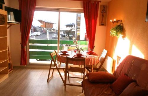 Pla d'Adet Apartment | T2 cosy 4 pers à Saint-Lary Soulan - Pied des pistes, balcon sud, ascenseur, local à ski - FR-1-457-238