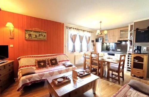 Pla d'Adet Apartment | T2 cosy pour 6 personnes avec WIFI et parking à Pla d'Adet - FR-1-457-370