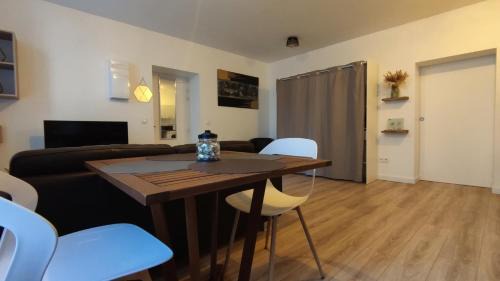 Castelnaudary Apartment | T2 Cosy - Proche place Verdun