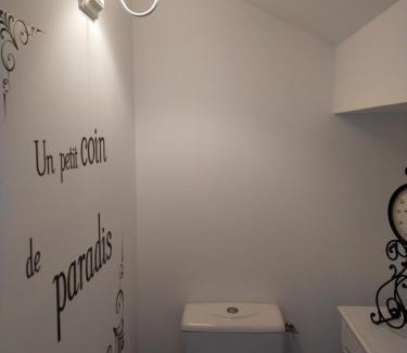 La Ciotat Apartment | T2 de standing près du port, avec terrasse et clim