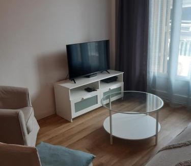 Le Piol Apartment | T2 entièrement équipé, proche toutes commodités