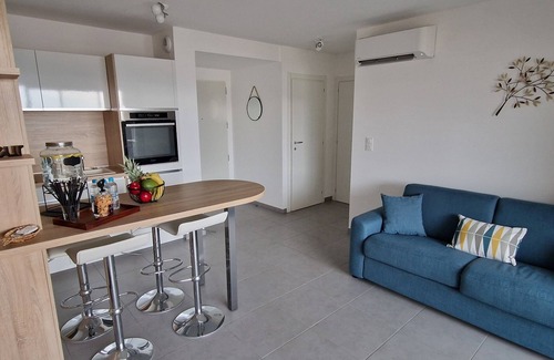 Grand Valinco Apartment | T2 luxury Fronte Di Mare by the sea & Propriano village center