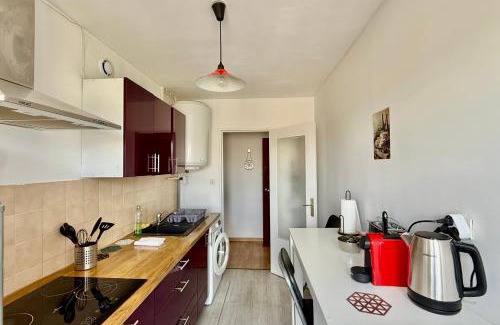 Villeurbanne Apartment | T2 traversant vue Fourvière