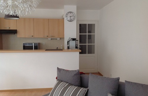 Rocabey - Alsace - Gare Apartment | T3 bright apartment close to beach and city walls. 4/6, Wifi